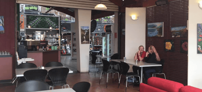 Espresso Garden Cafeにやってきたお客さん