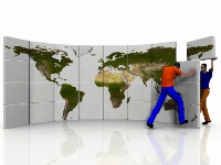 世界地図を背景に海外企業と日本企業での違いを表す