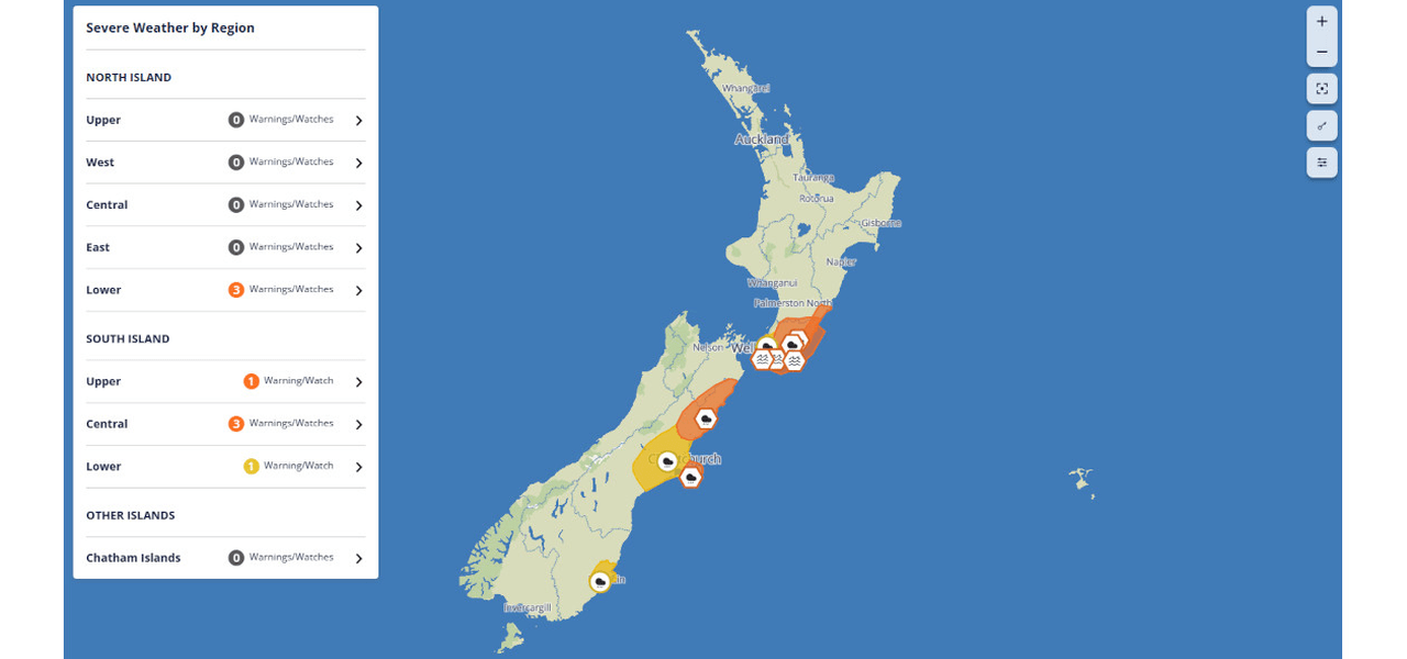 最重要!悪天候は南へ向かう!南島の留学生も警戒!のイメージ