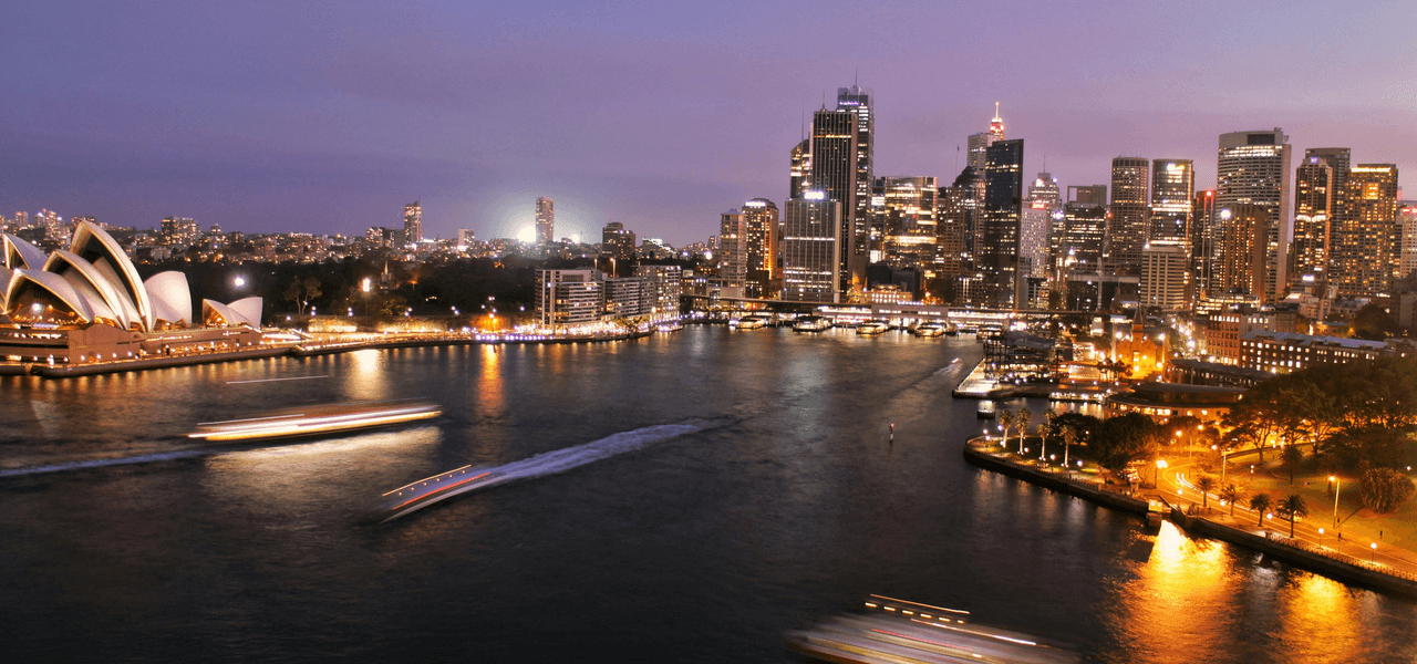 「大通りを避ける」声も…夜道の動き方を変えるのイメージ